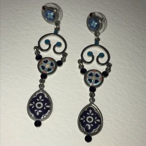 Yoolie’s designer post earrings